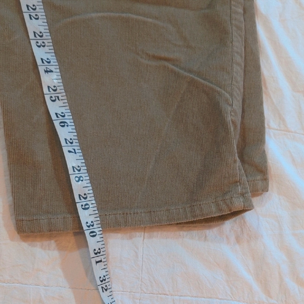Gloria Vanderbilt Women's Corduroy Jeans in Tan - Picture 6 of 8